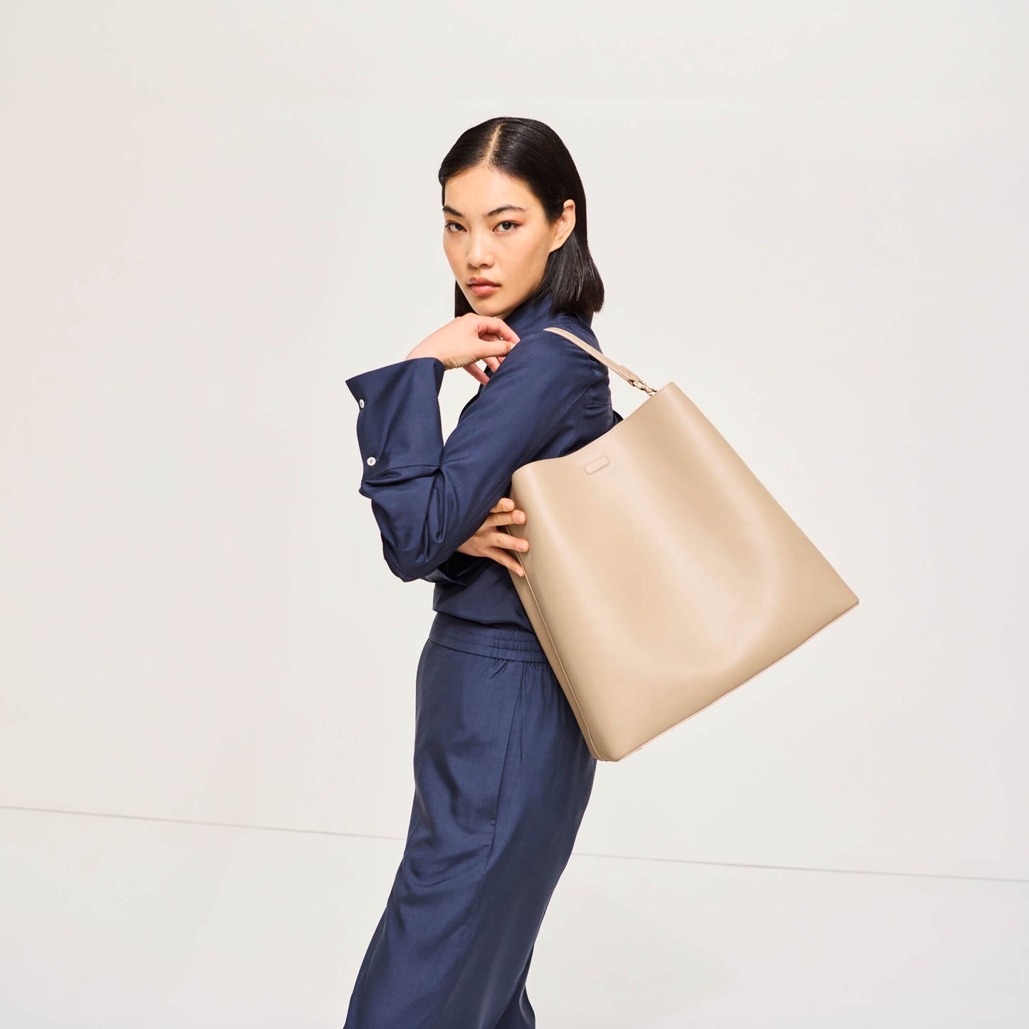 Nova Feels™ Velora