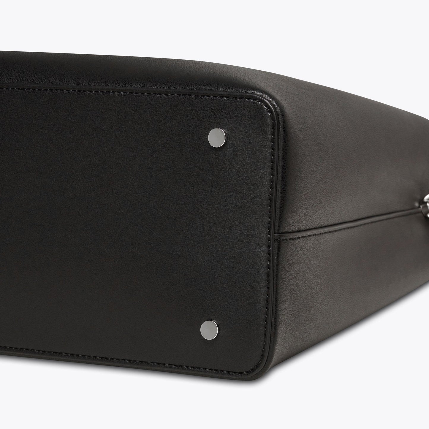 Nova Feels™ Velora